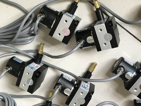 ���Kʽλ�ƾ��a�����x��ηN��̖�ϑ�(y��ng)ԓע���Ď��c��  